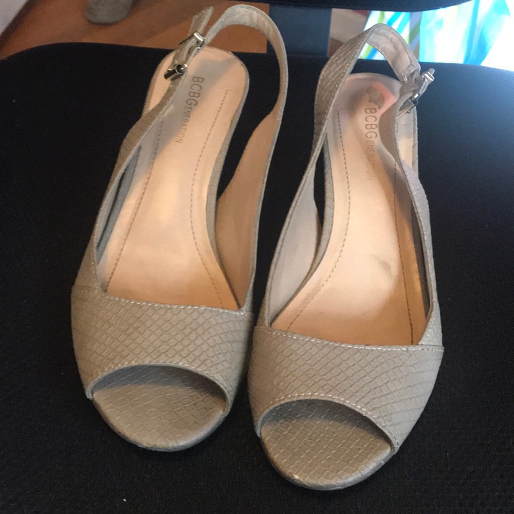 Bcbg generation wedges